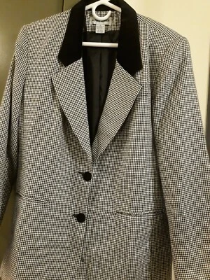 Blazer Alfred Dunner jaqueta xadrez colarinho preto creme e preto com ouro... - Imagem 1 de 4