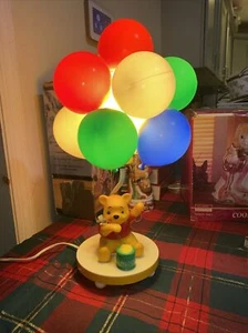 WINNIE THE POOH Vintage 1980 Honey Pot Bear Holding Balloons. Lamp/Night Light - Picture 1 of 10