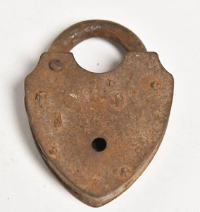 VINTAGE INDUSTRIAL METAL PADLOCK NO KEY - Picture 1 of 3