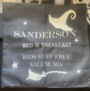 Sanderson Bed & Breakfast - Kids Stay Free Salem, Ma Cushion Cover (45 x 45 cm) - Picture 1 of 2