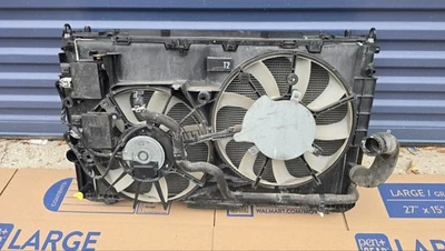 Lexus NX200t 2015 2016 2017 OEM radiador motor refrigeración doble ventilador conjunto de motor Foto 1 de 4