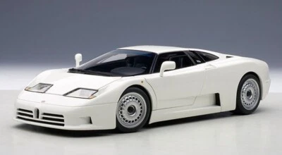 Modelo de coche fundido a presión blanco Bugatti EB110 GT 1/18 de Autoart 70978 Foto 1 de 4
