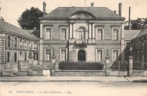 Montargis - La Subprefecture - Picture 1 of 2