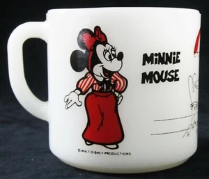 Vintage Disneyland Mickey & Minnie Mouse Anchor Hocking Milk Glass Mug WDP USA - Picture 1 of 7