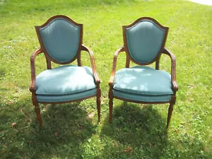 Pair of French Louis XVI Style Antique Fauteuil Arm Chairs, 20th Century - Picture 1 of 12