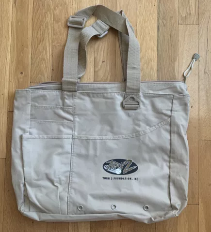 DEREK JETER TURN2 FOUNDATION BEIGE ZIPPER TOTE BAG-ADJ STRAP-NY YANKEES-RARE-NEW Cover