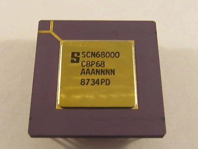 SCN68000C8P68  Signetics 16/32-Bit Mikroprozessor PGA68 - Bild 1 von 2