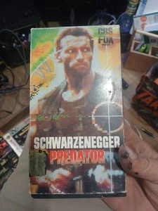 Predator 1988 VHS Arnold Schwarzenegger, Carl Weathers, Alan Silvestri CBS/FOX - Picture 1 of 2