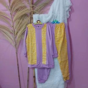 Fishy Cat Sweater Set Lilac Yellow - Picture 1 of 1