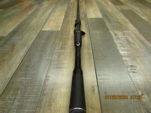 Shimano Fishing Pole - Picture 1 of 11