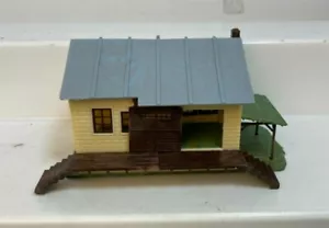 Faller HO 151 Small Freight Shed - Picture 1 of 4