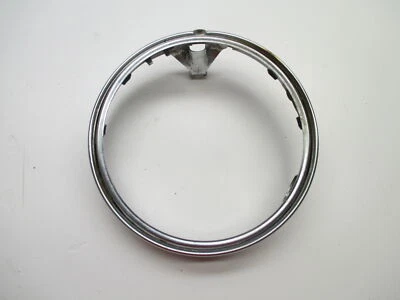 Yamaha XJ750 XJ 750 RJ 1982 llanta seca, anillo de faros montaje en bisel luz delantera Foto 1 de 4