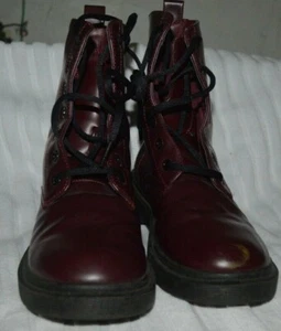 CHARLOTTE RUSSE STIEFEL BURGUNDERROT GRÖSSE 6 IN DAMEN GEBRAUCHT - Bild 1 von 6