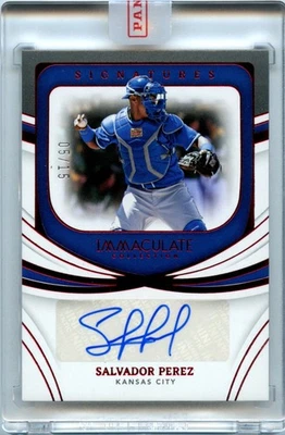 2022 Panini Immaculate - Signatures Red Auto #IS-SP Salvador Perez /15 - Royals - Image 1 of 3