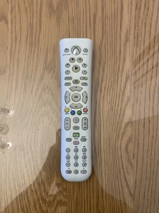 Official Microsoft Xbox 360 Multi Media Remote - White - Picture 1 of 3