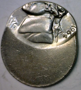 1964 ERROR OFF CENTER Jefferson Nickel BU ++ Coin NICE O/C LOT #8  NR - Picture 1 of 2