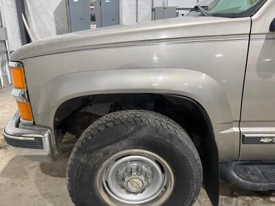 1992 - 1999 Chevy Suburban 2500 Driver LH Left Pewter-11U Fender - Image 1 of 4