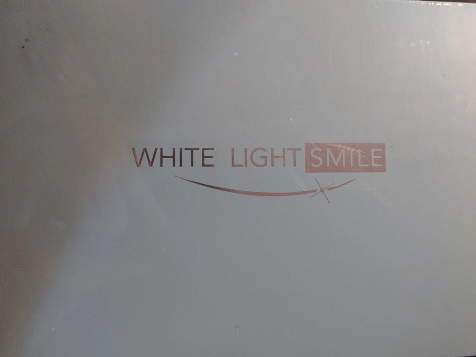 Kit de clareamento dental White Light Smile, novo na caixa lacrado J1 - Imagem 1 de 1