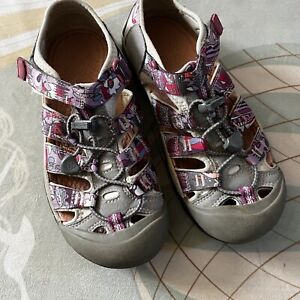 Keen x Jennifer Mercede Girls Purple Waterproof Sandals Size 4