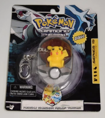 POKEMON DIAMOND AND PEARL PVC KEYCHAIN POKEBALL -1.5" PIKACHU SERIES 15 NEW - Image 1 of 2