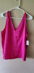 Nueva camiseta sin mangas Old Navy cuello en V rosa satinado sin mangas para mujer talla grande - Imagen 1 de 2