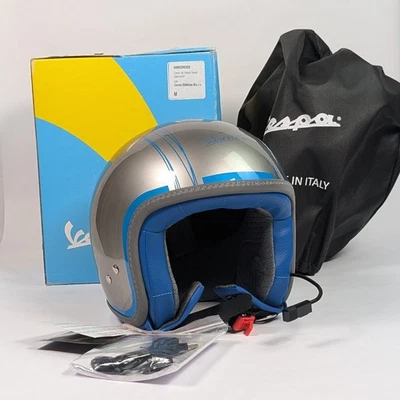 Vespa Jethelm Elettrica Tech Blu Bluetooth Größe M Silber/Blau - NEU & UNGETRAGE - Bild 1 von 4