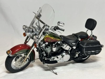 FRANKLIN MINT 2008 Christmas Harley-Davidson Heritage Softail Classic Limited Ed - Image 1 of 4