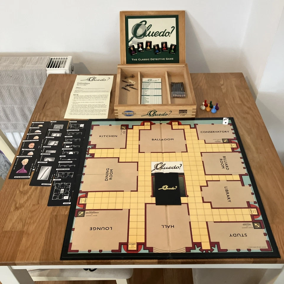 Cluedo Board Game By Parker Brothers 2003 Vintage Nostalgia Edition Wooden Box - Image 1 of 4