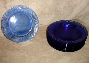Set of (10) Vintage Pyrex Festiva Cobalt Blue Swirl 7.5" Salad/Dessert Plates - Picture 1 of 9