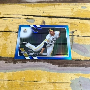 Neu in Verpackung Koudai Senga Hawks Topps 2021 Neu in Verpackung Blau Chrom Refraktor #19/50 Karte #204 - Bild 1 von 7