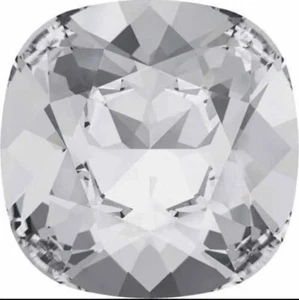 Swarovski crystal 4470 Square 18mm Crystal, vintage Gold Foiling - Picture 1 of 8
