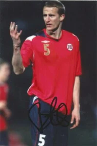 NORWAY, FULHAM & CRYSTAL PALACE: BREDE HANGELAND SIGNED 6x4 ACTION PHOTO+COA - Picture 1 of 1