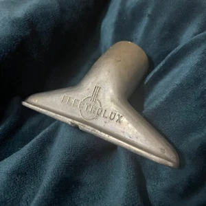 Boquilla de tapicería vintage Electrolux aspiradora "slick", años 30, aluminio fundido de 5" - Imagen 1 de 7