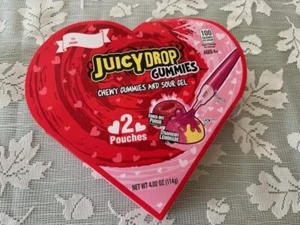 Valentine's Juicy Drop Gummi Herz Box - 4,02 oz Chewy Gummies saures Gel EXP 03/25 - Bild 1 von 6