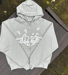 Planet Hoodie Size Small S/M/L/XL Available - Picture 1 of 4