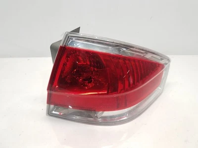 2008 - 11 福特福克斯(轿车)乘客右尾灯铬装饰 * 轻划痕 — 第 1/4 张图片