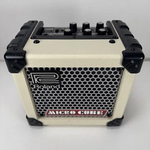 Roland Micro Cube Guitar Amplifier Portable White M-CUBE-W Missing Battery Cover - Picture 1 of 19