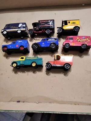 LLEDO 1/55 CIRCA- LOTTO CAMION E FURGONI PUBBLICITARI + FASCICOLI - Immagine 1 di 4