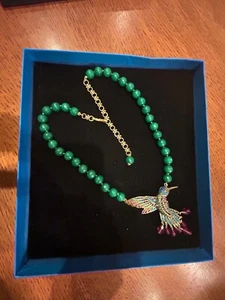 New In Box Heidi Daus “Sincere Joy” Hummingbird Stunning Necklace - Picture 1 of 5