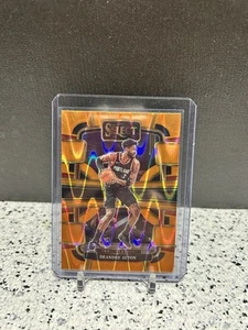 2023-24 Panini Select - Concourse DeAndre Ayton #11 Orange Tectonic Prizm - Bild 1 von 2