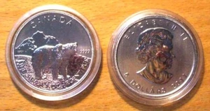 2011 Grizzly Bear - $5. COIN - 1 Oz. Silver -Wildlife Series - Maple Leaf-Canada - Picture 1 of 1