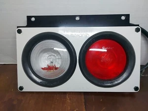 NOS Truck-Lite/International 1518458C91 Light, Tail And Stop Module Right. - Picture 1 of 5