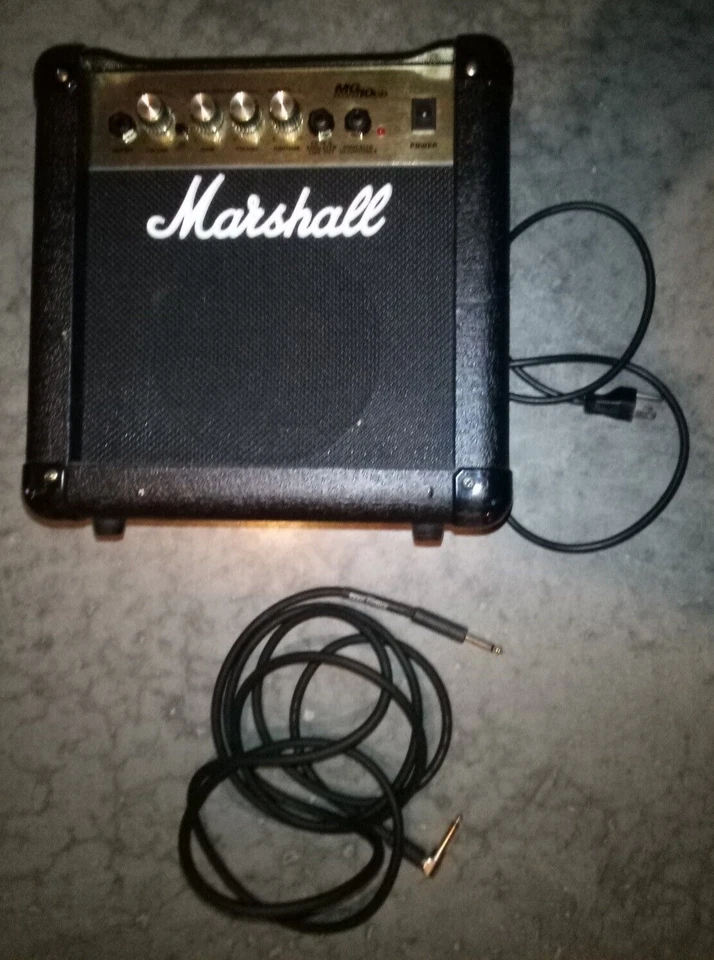 Marshall MG10CD Amplificatore Chitarra 10 Watt Nero con Cover - 100% Testato-Funzionante - Immagine 1 di 4