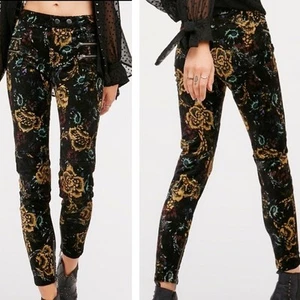 Free People Lennon pantaloni floreali in velluto taglia 0 dettagli cerniera vita 26" - Foto 1 di 7