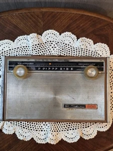 Vintage Sears Silvertone 800 Radio Model 3224 - For Parts / Repair - Picture 1 of 17