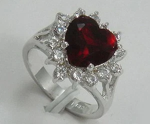 Pretty Red Cubic Zirconia Ruby Heart 18KWGP Crystal Ring Size: 6.7.8.9 - Picture 1 of 7