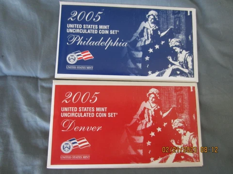 2005 Uncirculated Coin sets - Denver & Philadelphia Mints Cover