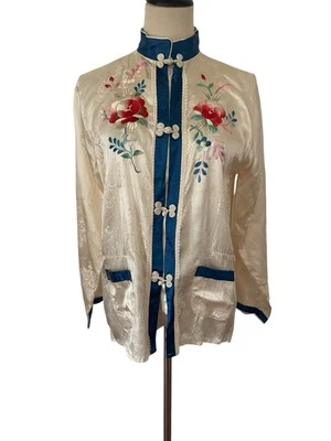 Vtg 50s Chinese Satin Embroidered Lounge Set Jacket & Pants Floral Frog Button - Image 1 of 4