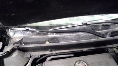 Brazo limpiaparabrisas derecho lado pasajero Cadillac SRX 2016 1509169 Foto 1 de 4