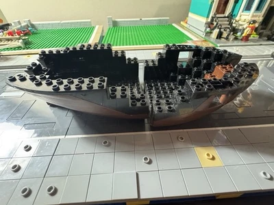 Lego Ship Boat Hull Brown/black  : Hull 6050c05 + Stern 6052c05 Renegade 6268 - Image 1 of 4